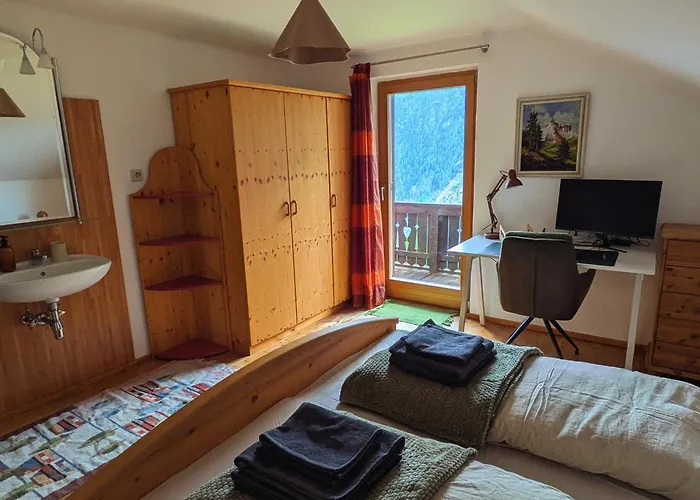 Holiday home Murmeleloch - Cosy Mountain View - Heiligenblut 15 Min Walk Zlapp